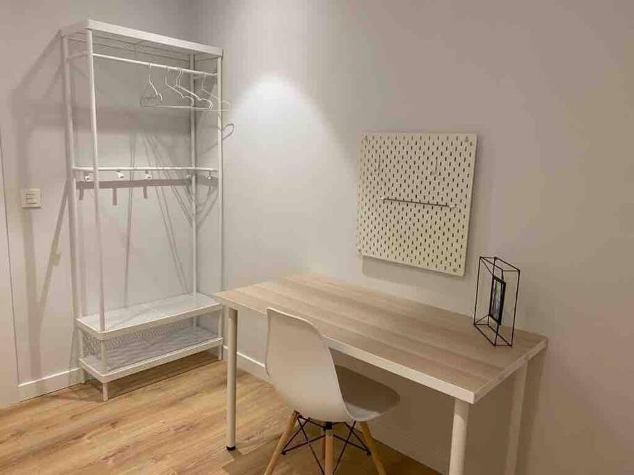 Apartamento A Estrenar En Centro Gijon. Fibra-Tv Exterior photo